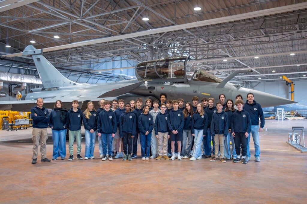 immersion-au-coeur-de-laeronautique-pour-la-classe-defense